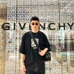 Givenchy 4G t-shirt in cotton Black