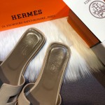 Hermes Women Oran Sandals in Epsom Leather Grey