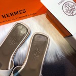 Hermes Women Oran Sandals in Epsom Leather Ivory