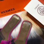 Hermes Women Oran Sandals in Epsom Leather Rose