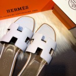 Hermes Women Oran Sandals in Epsom Leather White