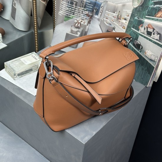 Replica Loewe Puzzle bag in classic calfskin Tan