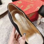 Christian Louboutin Lipstrass Pump 100 mm Black