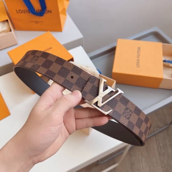 Replica LV Initiales 40MM Reversible Belt M0212