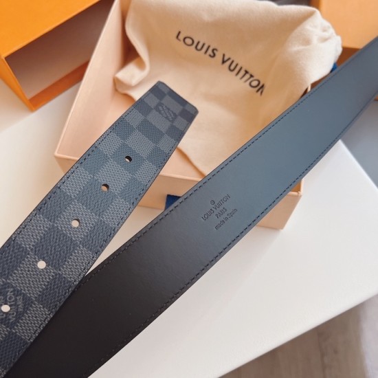 Louis Vuitton Damier Graphite LV Initiales 40MM Belt M9808