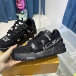 Louis Vuitton LV Trainer Maxi Sneaker 1ACEON