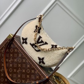 Louis Vuitton Shearling Over The Moon M23321