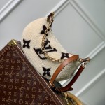 Louis Vuitton Shearling Over The Moon M23321