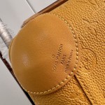 Louis Vuitton Taurillon Monogram leather Horizon 55 M23630