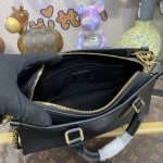 Louis Vuitton OnTheGo East West Black M23640