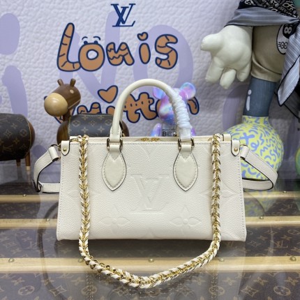 Louis Vuitton OnTheGo East West Cream M23698