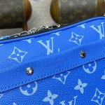 Louis Vuitton Taiga cowhide leather Alpha Messenger Blue M31016