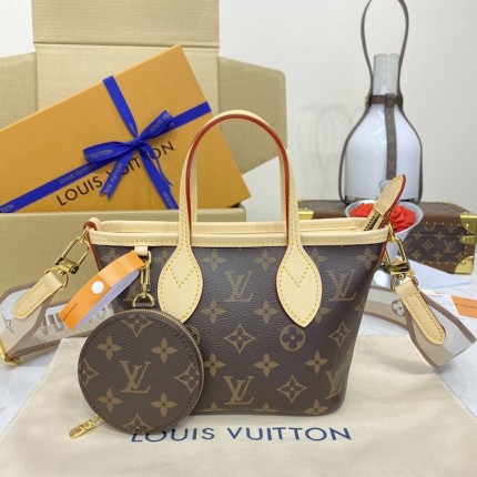 Louis Vuitton Monogram canvas Neverfull BB M46705