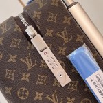 Louis Vuitton Monogram Canvas Horizon 55 Blue M46779