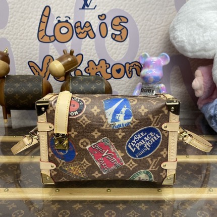 Louis Vuitton Monogram canvas Side Trunk MM M47085