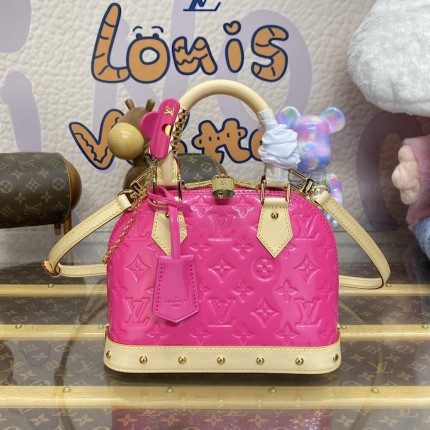 Louis Vuitton Monogram Vernis Alma BB M90611