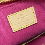 Louis Vuitton Monogram Vernis Alma BB M90611