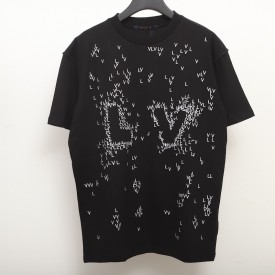 Louis Vuitton LV Spread Embroidery T-Shirt 1AA53Y