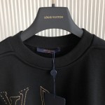 Louis Vuitton LV Music Line Embroidered Crewneck 1AAT5Y