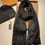 LV Petit Damier Scarf and Beanie wool set Black