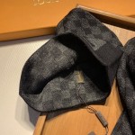 LV Petit Damier Scarf and Beanie wool set Black