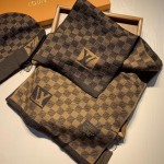 LV Petit Damier Scarf and Beanie wool set Brown