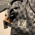 LV Petit Damier Scarf and Beanie wool set Grey