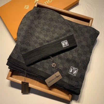 LV Petit Damier Scarf and Beanie NM wool set Black