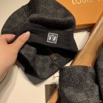 LV Petit Damier Scarf and Beanie NM wool set Black