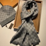 LV Petit Damier Scarf and Beanie NM wool set Grey