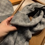 LV Petit Damier Scarf and Beanie NM wool set Grey