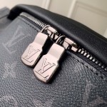 LV discovery bumbag monogram eclipse M44336