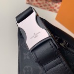 LV discovery bumbag monogram eclipse M44336