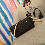 LV Monogram Canvas Favorite MM Bag M40718