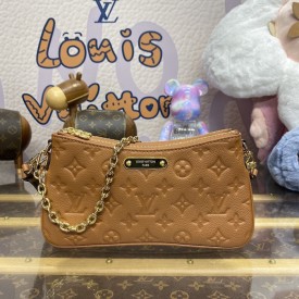 Replica Louis Vuitton Liv Pochette Bag