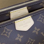 Louis Vuitton Monogram Canvas Multi Pochette Accessoires Bag Khaki LV M44813