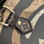 Louis Vuitton Monogram Canvas Sac Plat NV M46679