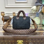 Louis Vuitton Speedy Bandouliere 25 Bag LV M59008