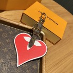 LV Game on Spade Bag Charm and Key Holder MP2911