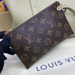 Louis Vuitton Grained Calfskin Low Key Cabas MM M25343