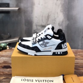 Replica LV Trainer Sneakers