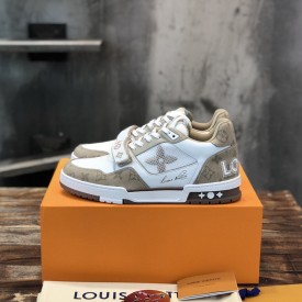 Replica LV Trainer Sneakers