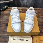 Louis Vuitton Trainer Sneaker 1A9ZWE