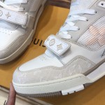 Louis Vuitton Trainer Sneaker 1A9ZWE