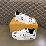 Louis Vuitton Trainer Sneaker 1AAGXZ