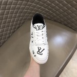 Louis Vuitton Trainer Sneaker 1AAGXZ