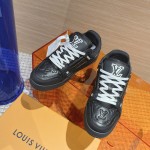 Louis Vuitton Trainer Sneaker 1AARF4