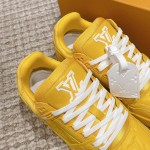 Louis Vuitton Trainer Sneaker 1AARG8