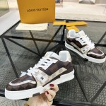 Louis Vuitton LV Trainer Sneaker 1AASTD