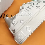 Louis Vuitton Time Out Sneaker 1AAVV2